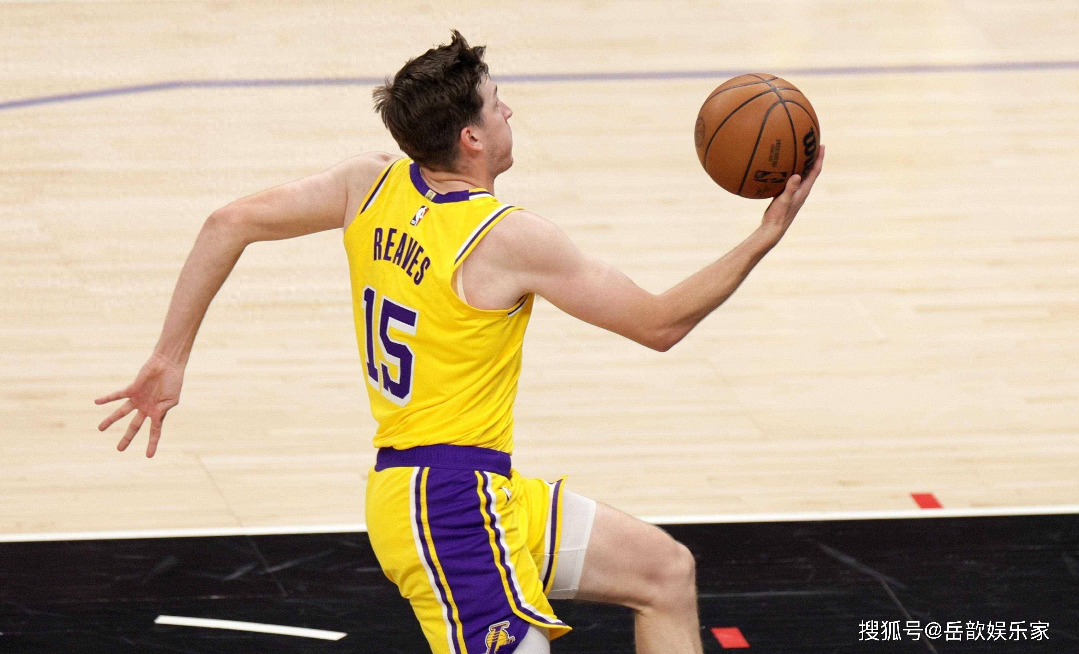 星空体育-关于国际比赛日体能课后，布鲁克林篮网扳平良机备战CBA常规赛，更衣室稳定，轮换策略成焦点的信息