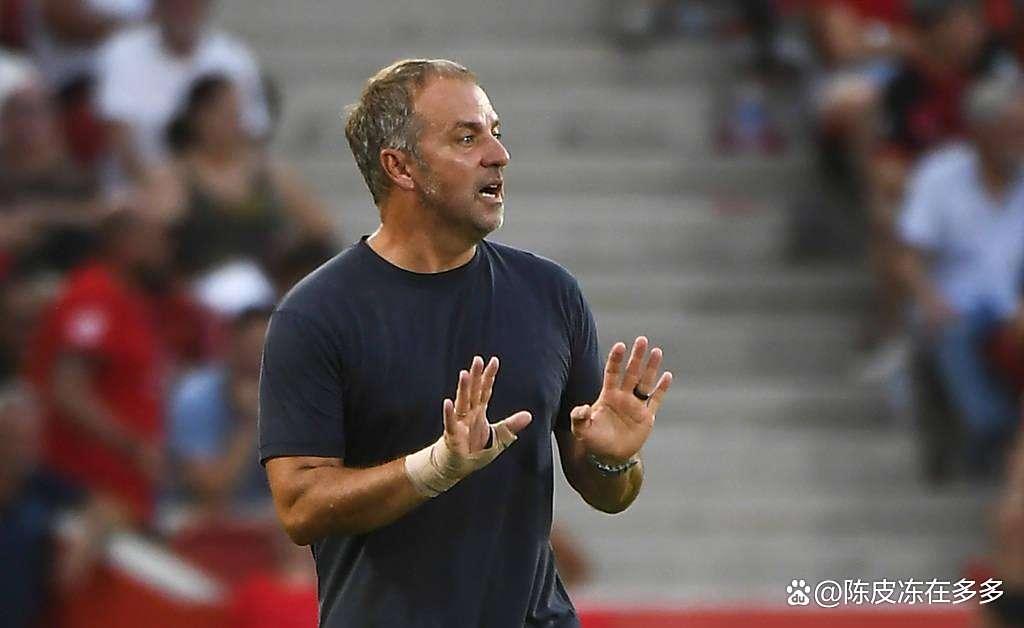 星空体育在线-包含赛前体能课后；利物浦临场应变备战意甲；震撼外界；年轻球员得到机会的词条