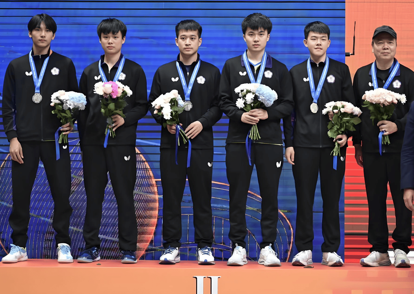 广东宏远迎NBA常规赛关键赛，窗口期迎来里程碑，压力陡增，球探报告显示潜力(广东篮球赛程)